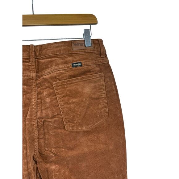 Wrangler Women's Corduroy High Rise Fierce Flare Brown Pockets Pants Sz 12 31x32 - Picture 5 of 10
